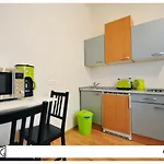 Lägenhet Aco Living - A Cheap Overnight *