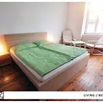 Aco Living - A Cheap Overnight