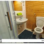 Aco Living - A Cheap Overnight *