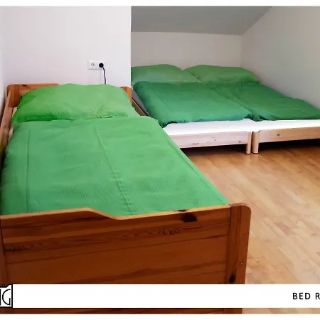 Aco Living - A Cheap Overnight * Klagenfurt am Woerthersee