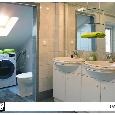 Aco Living - A Cheap Overnight *