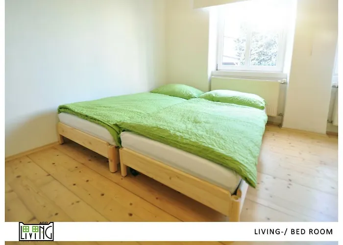 Aco Living - A Cheap Overnight *