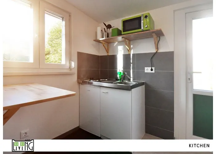 Aco Living - A Cheap Overnight Apartment Klagenfurt am Woerthersee