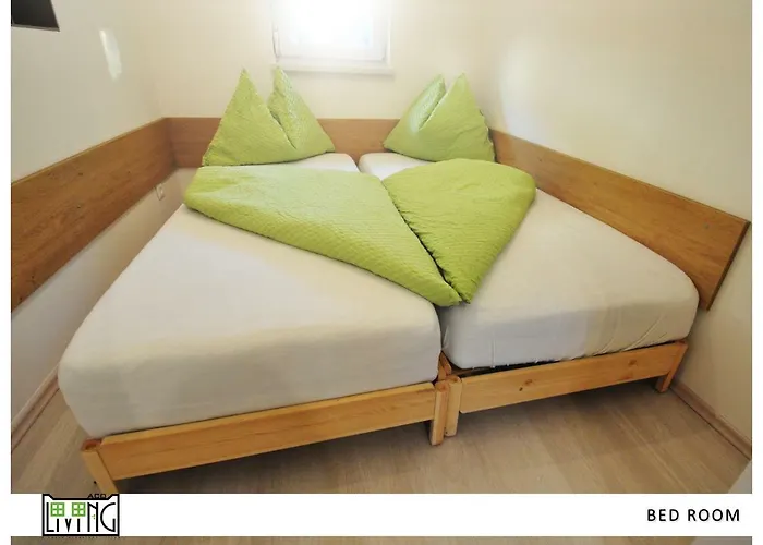 Aco Living - A Cheap Overnight Apartment *